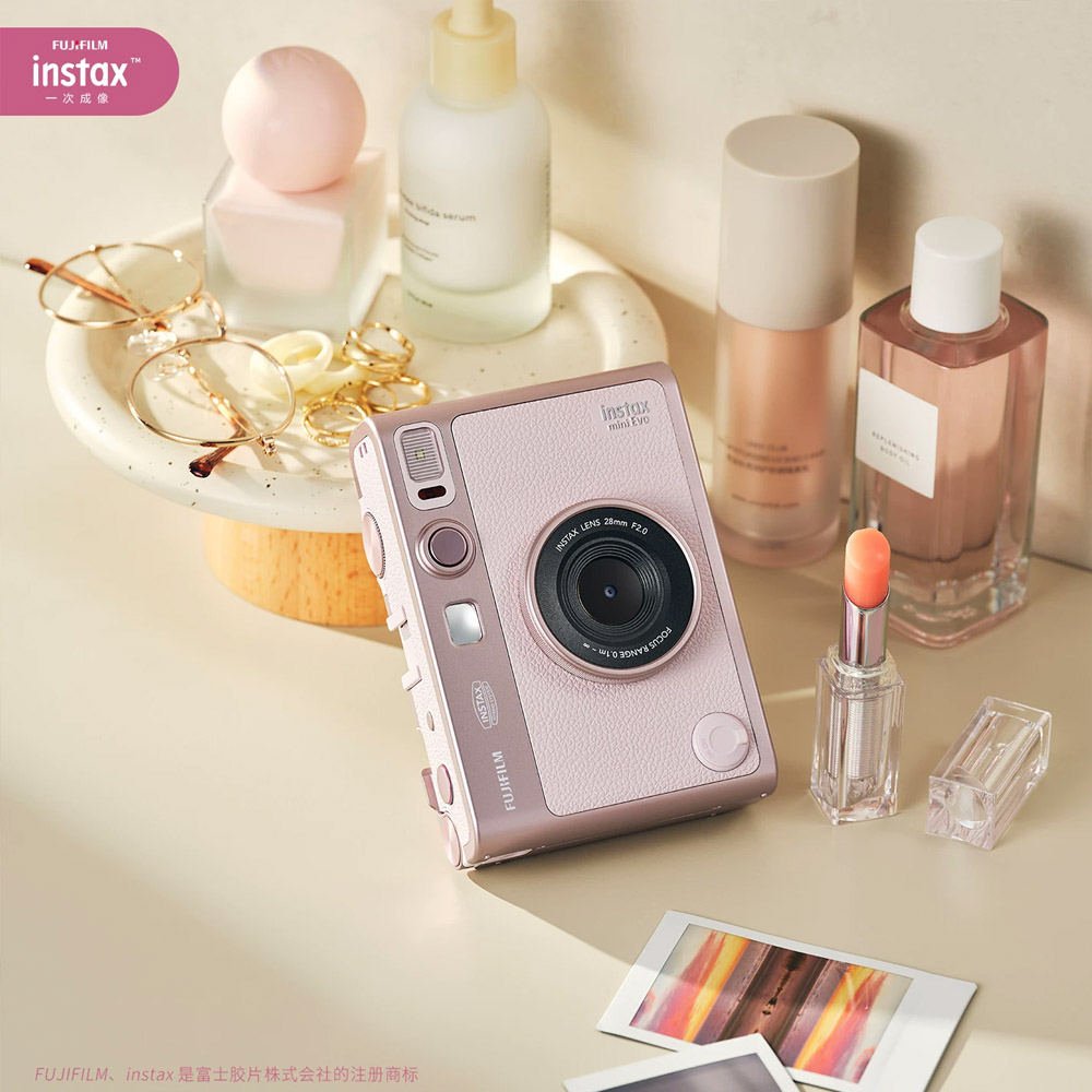 New Pink Fujifilm Mini EVO Cam - đánh giá và giá Photography Young