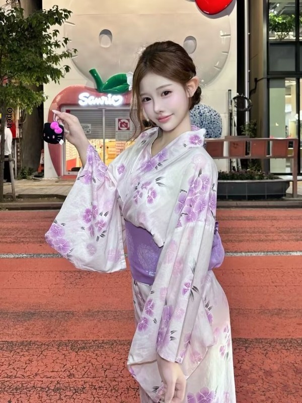 Traditional Japanese Kimono St - đánh giá và giá Photography Young