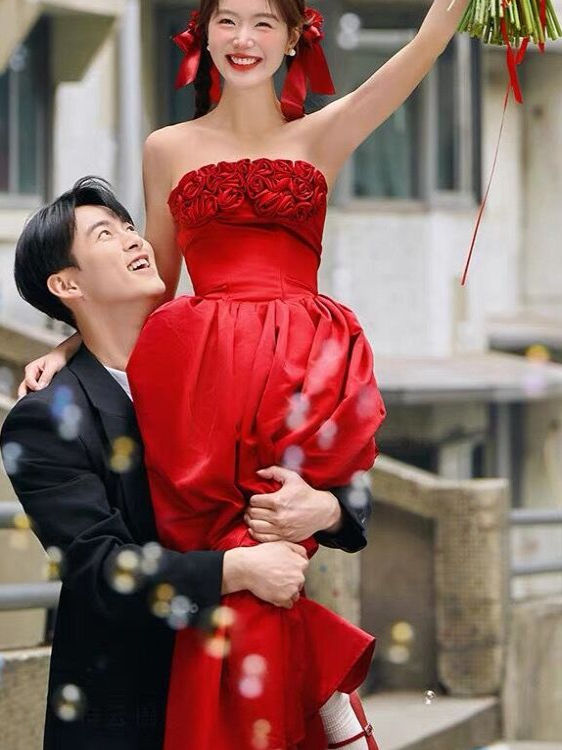 2025 New Red Bridesmaid Street - đánh giá và giá Photography Outfit